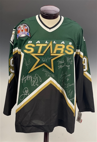 1999 Dallas Stars NHL Champions Team Signed Sweater with Brett Hull, Ed Belfour, Guy Carbonneau, Mike Modano and Joe Nieuwendyk (12 Signatures)
