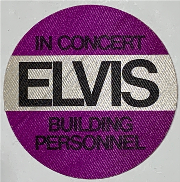 Elvis Presley “IN CONCERT BUILDING PERSONNEL” Round Backstage Pass – Signed by Memphis Mafia Members Joe Esposito and Charlie Hodge!
