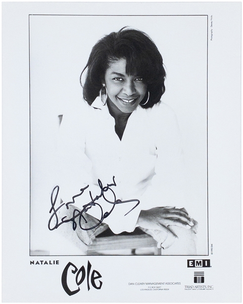 Natalie Cole Signed EMI Promotional Photo (BAS)