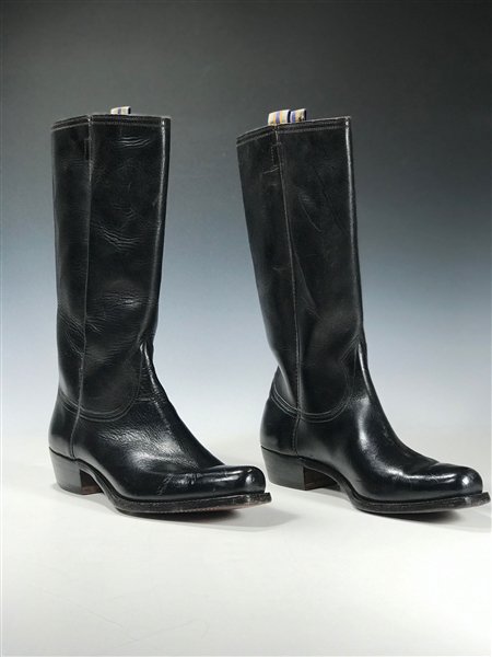 Elvis Presley Owned Black Leather Boots Gifted to Police Officer Assigned to his Philadelphia Concerts in 1974