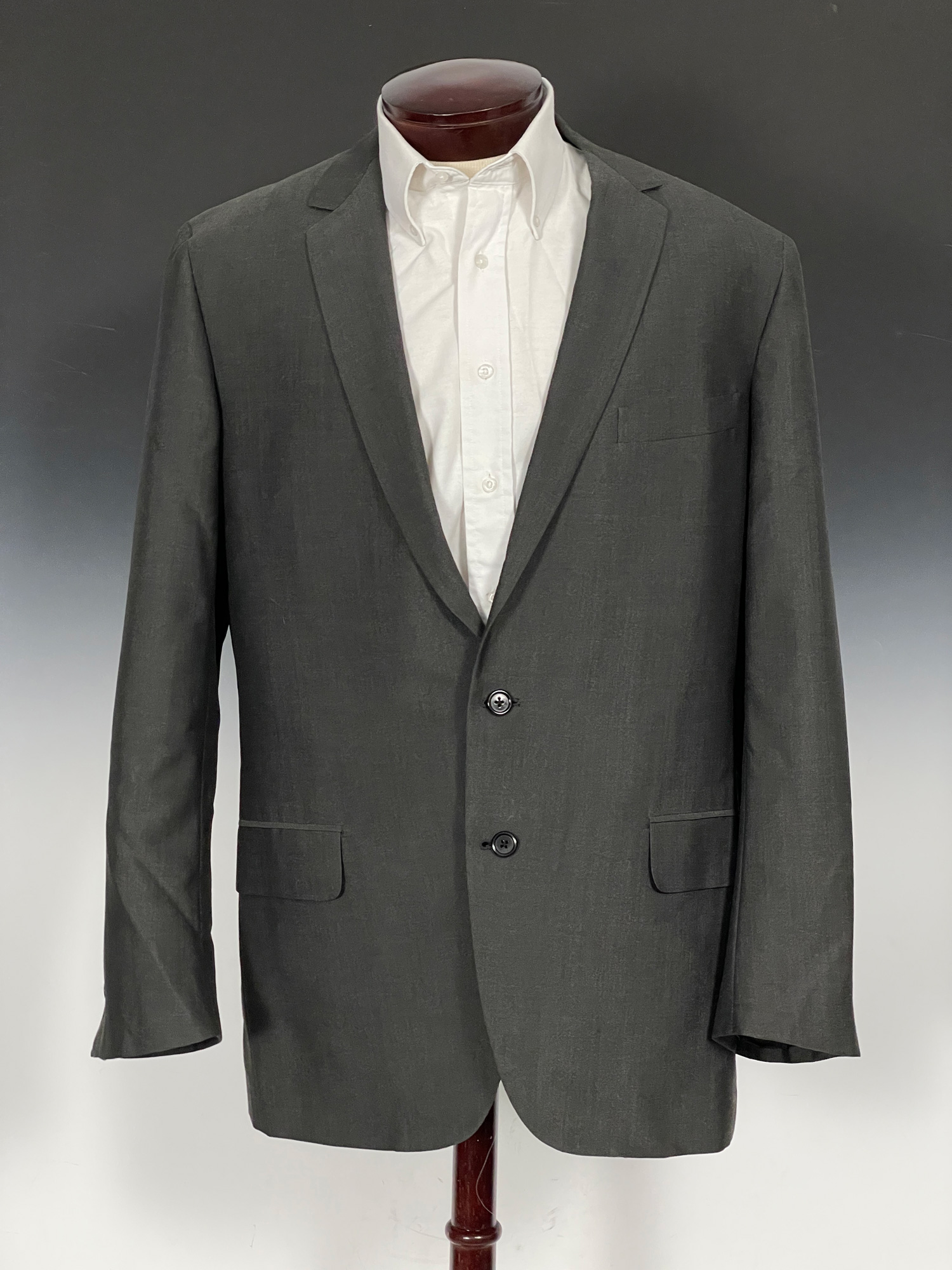 Lot Detail - Will Smith as Muhammad Ali Screen Worn Grey Suit from the ...
