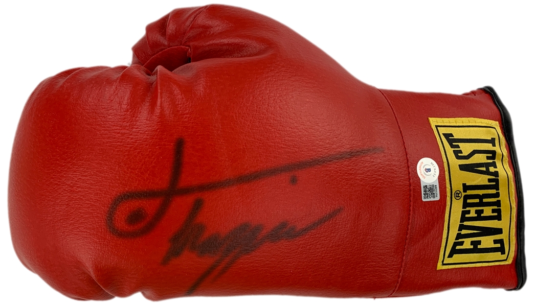 Joe Frazier Signed Everlast Boxing Glove (BAS)