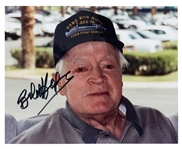 Bob Hope Signed 8 x 10 Photo – Golfing (BAS)