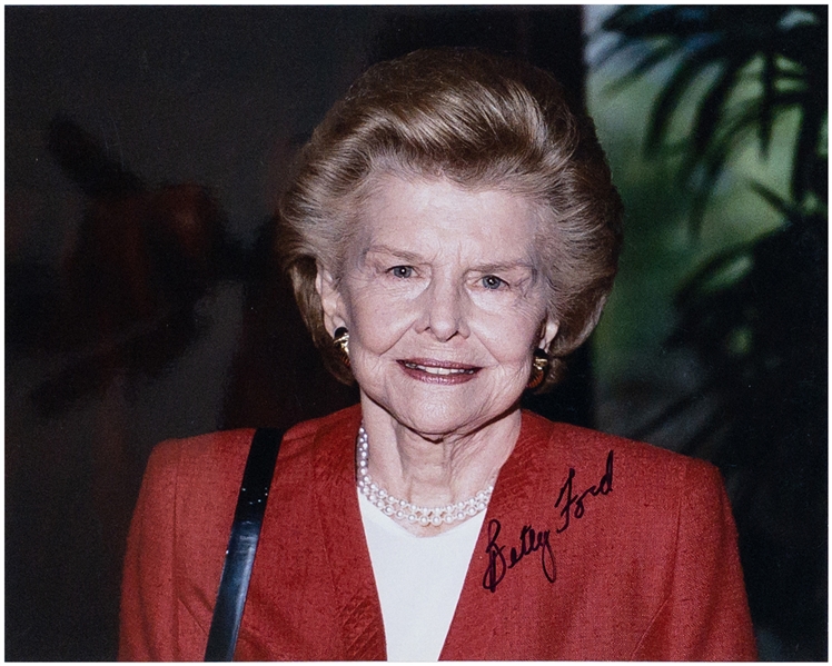 First Lady Betty Ford Signed 8 x 10 Photo (BAS)