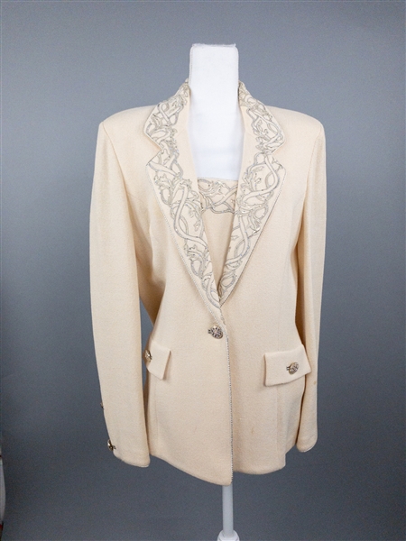 Esther Williams Owned and Event-Worn Ivory Suit with Photos of Her Wearing – From the Esther Williams Estate Auction