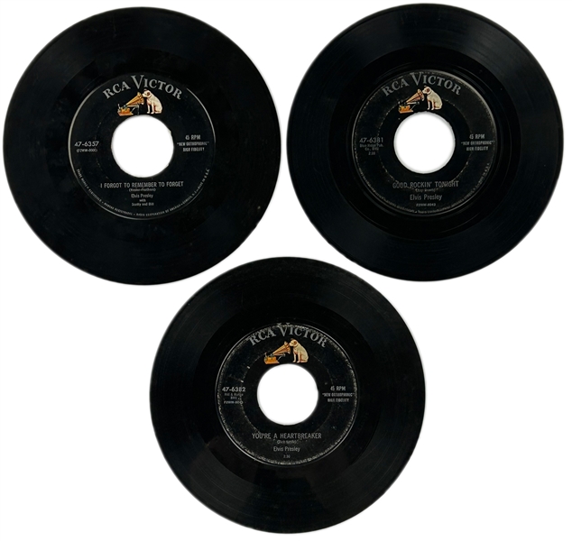 Three December 1955 Elvis Presley RCA Victor 45 RPM Releases of His Sun Singles – Incl. "Mystery Train", "Youre a Heartbreaker" and "Good Rockin Tonight"