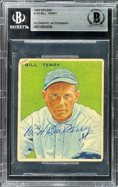 Bill Terry Signed 1933 Goudey #125 Card (BAS)