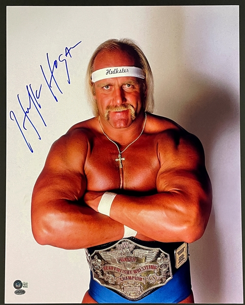 Hulk Hogan Signed 16x20 Photo (BAS)