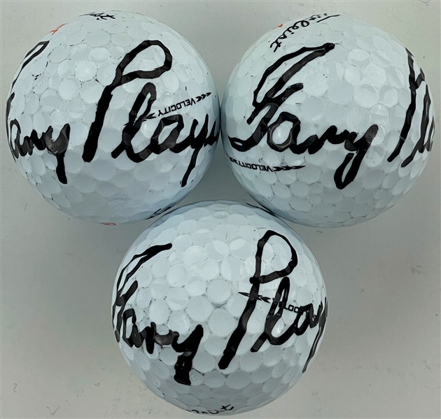 Gary Player Signed "Masters Tournament" Titleist Golf Balls (3) (Beckett)