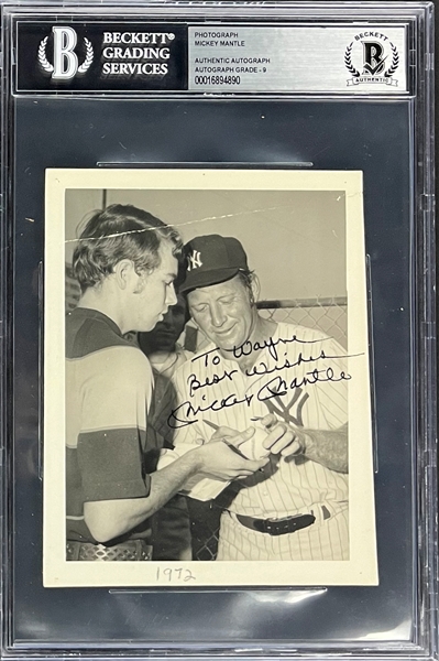 1972 Mickey Mantle Signed Candid Photo Signing Autographs (Beckett Authentic)