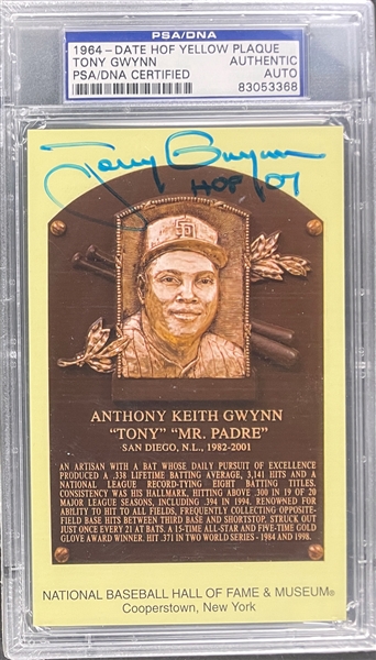 Tony Gwynn Signed Yellow Hall of Fame Plaque Encapsulated PSA/DNA
