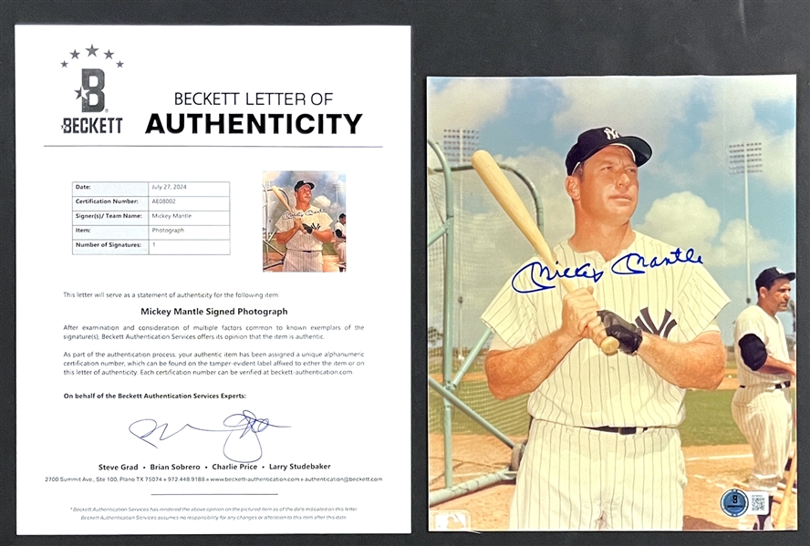 Mickey Mantle SIgned 8x10 Photo (Beckett Authentic)