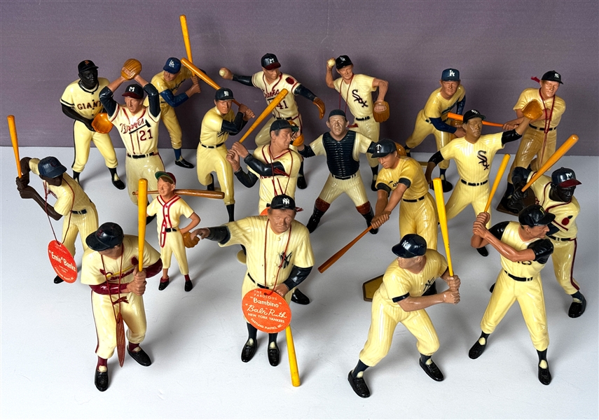 1960-63 Hartland Baseball Statues Complete Set (18) Plus Batboy and Six Hangtags