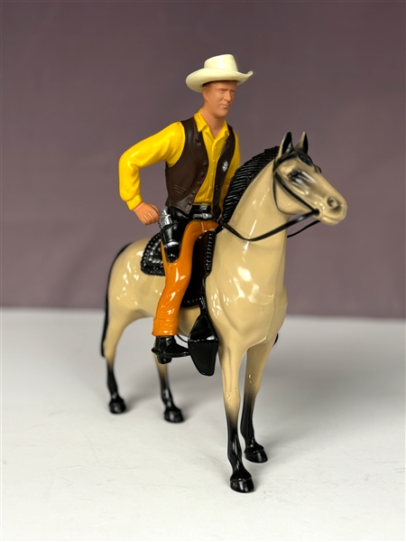 1959 "Matt Dillon" <em>Gunsmoke</em> Western Hartland Statue - Incl. Complete Accessories