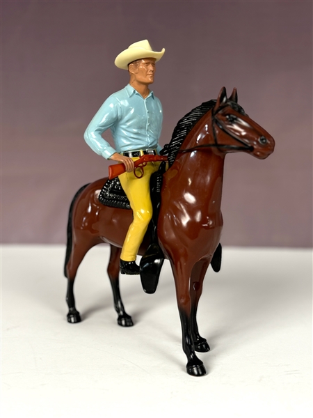 1960s "Lucas McCain" <em>The Rifleman</em> Western Hartland Statue - Incl. Complete Accessories