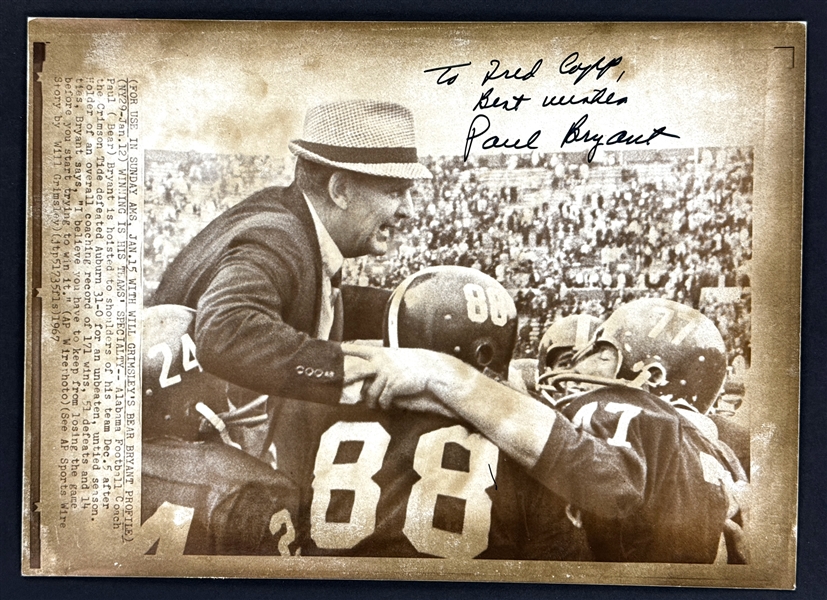 Paul Bryant Signed Original 1967 News Service Wire Photo (Beckett Authentic)