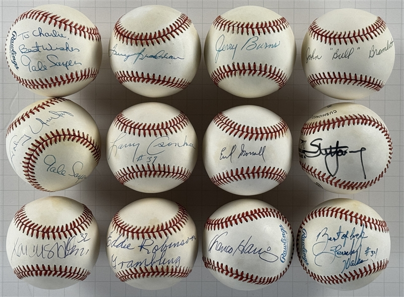 Football Hall of Famers and Stars Single Signed Baseballs (17) (Beckett Authentic)