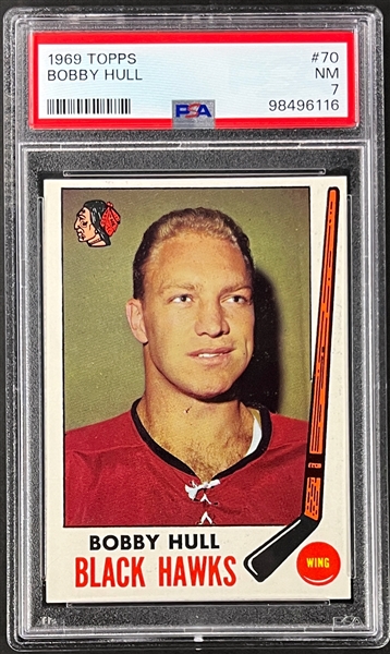 1969 Topps Hockey #70 Bobby Hull - PSA NM 7