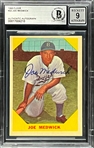 Joe Medwick Signed 1960 Fleer #22 - MINT 9 Signature (Encapsulated Beckett Authentic)