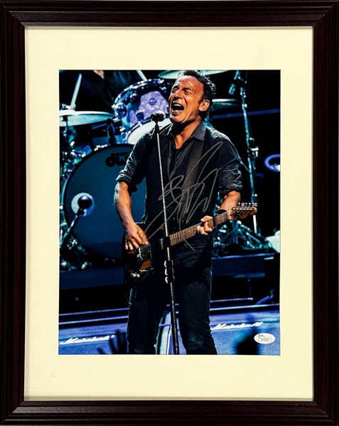 Bruce Springsteen Signed 11 x 14 Inch Photo (JSA)