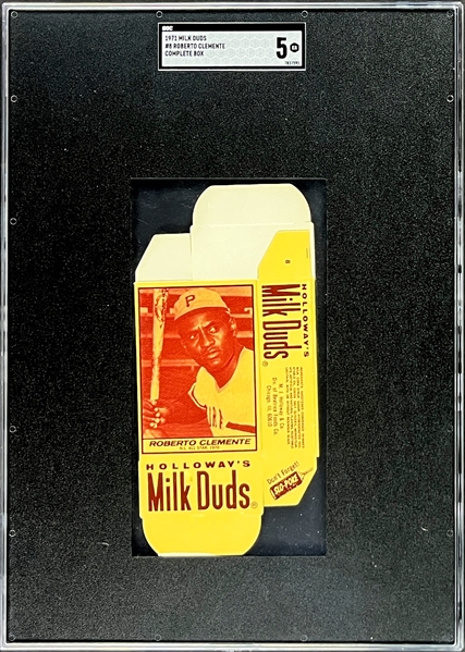 1971 Milk Duds Complete Box #8 Roberto Clemente - SGC EX 5