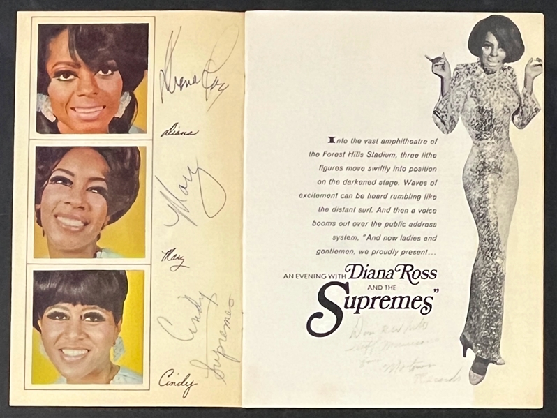 1967 Diana Ross and The Supremes Signed Program - Diana Ross, Mary Wilson and Cindy Birdsong (Beckett Authentic)