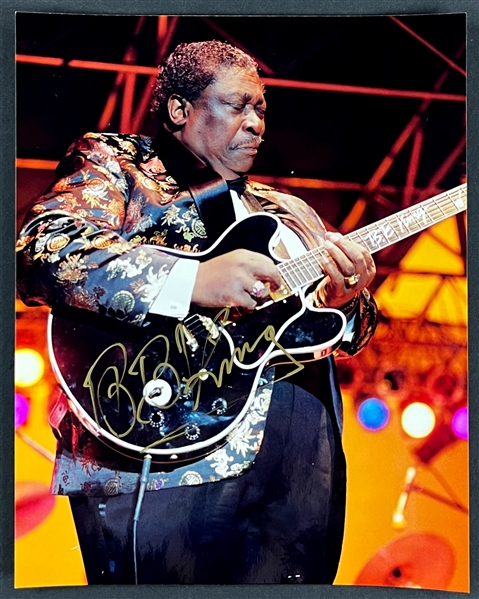 B.B. King Signed 8x10 Photo (Beckett Authentic) 