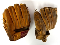 Mickey Mantle Rawlings Store Model Glove Pair (2) 